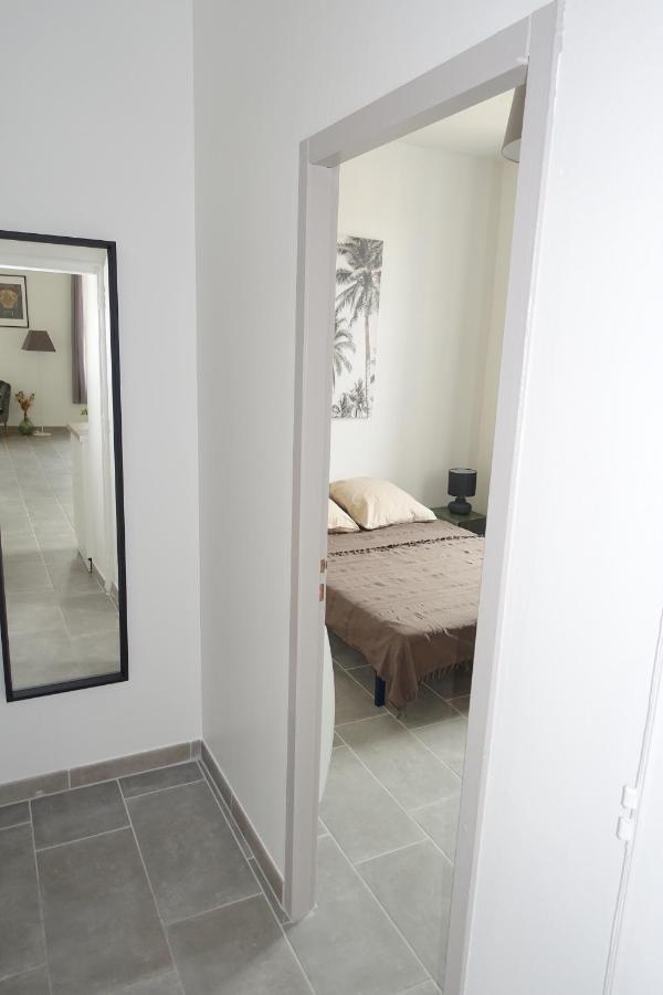 Maison Carree/Coeur Historique De Nimes - Superbe Appt 55M² מראה חיצוני תמונה